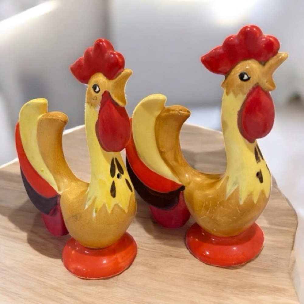 Colorful Vintage Holt Howard  Rooster Salt and Pepper Shakers